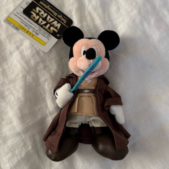 Disney Accessories - Tokyo Disney Star Wars Jedi Knight Mickey Mouse Key Chain Pin Badge/Bag Charm